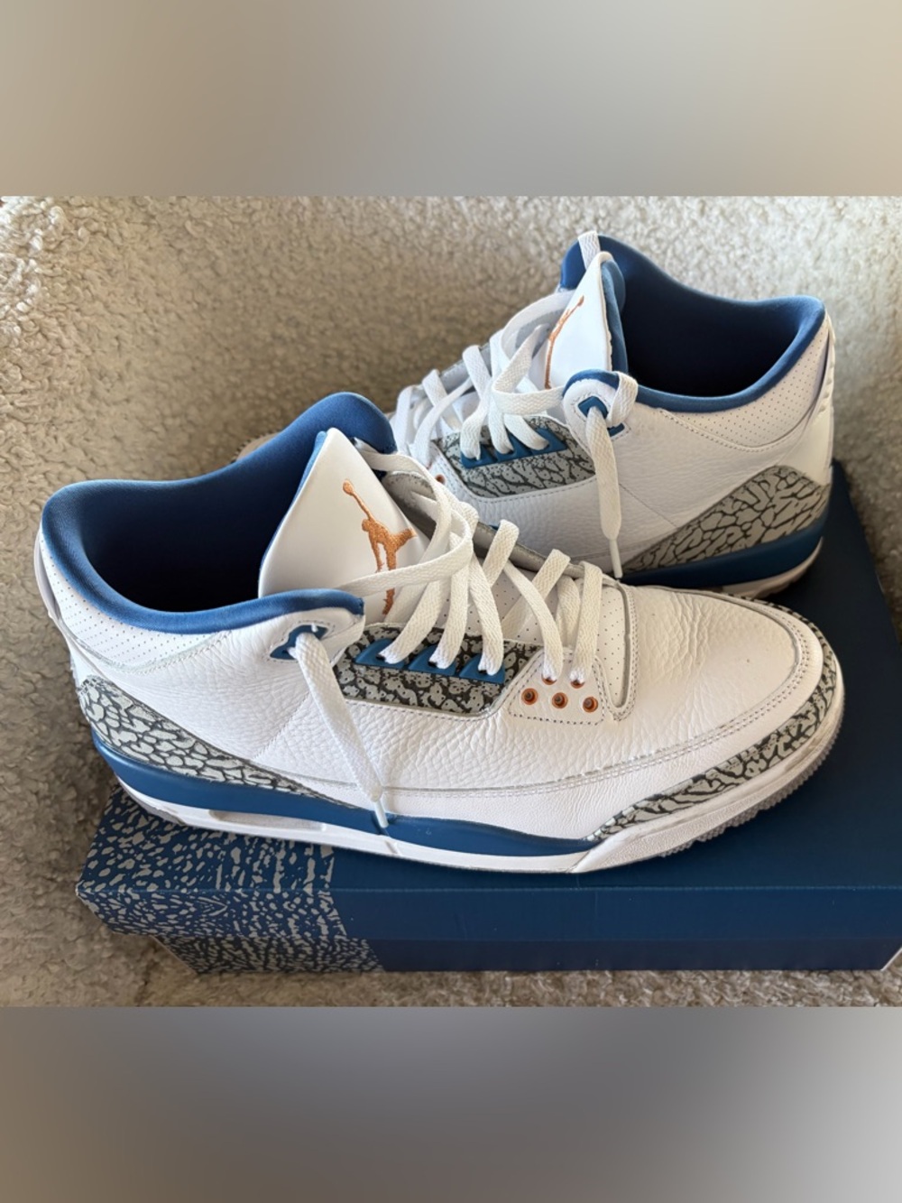 Jordan Air Jordan 3 “Wizzards” Retro White Metallic Copper. Like New with Box!